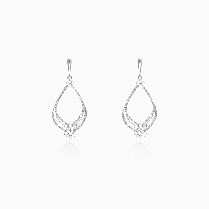 GIVA - Silver Princess Earrings