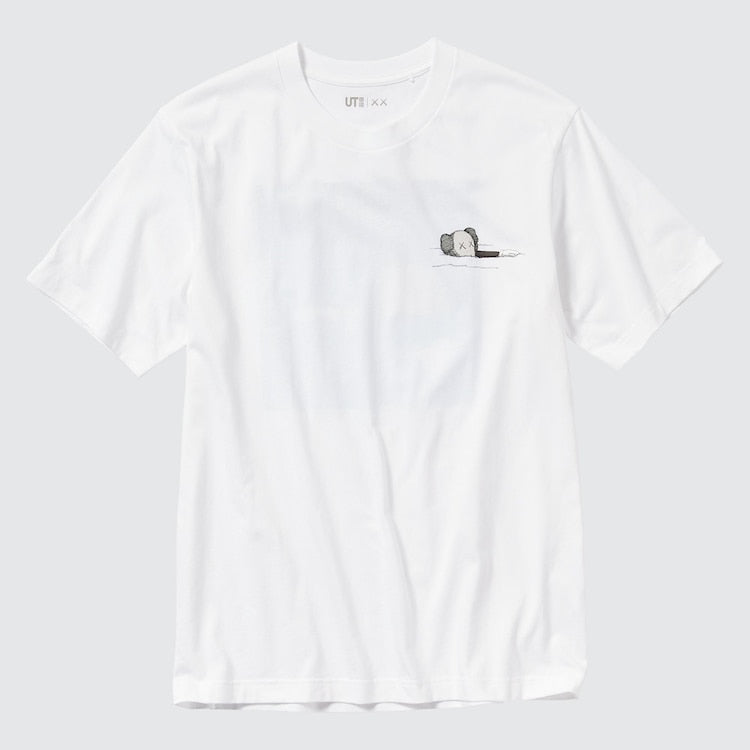 UNIQLO - KAWS UT (Short Sleeve Graphic T-Shirt)